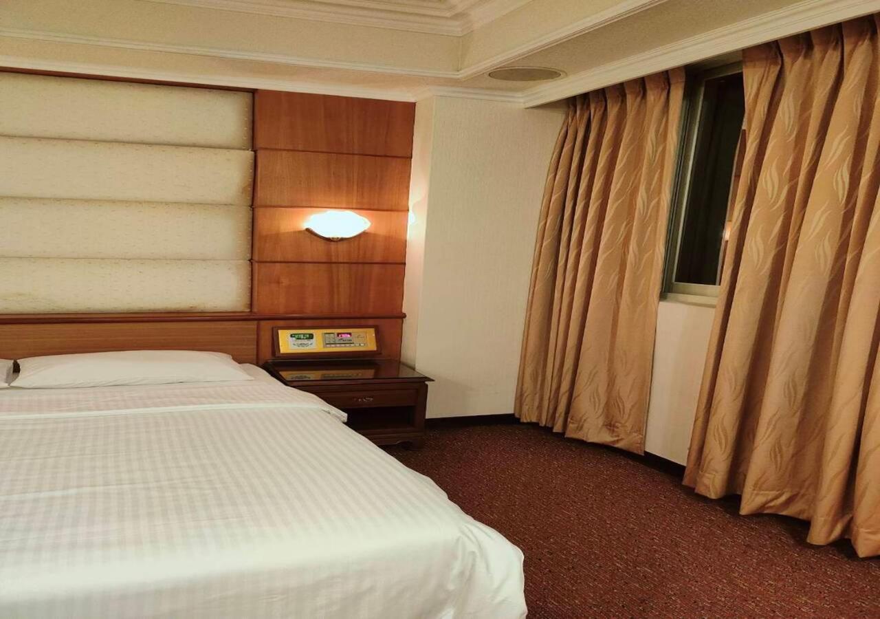 Champion Hotel Taipei Extérieur photo