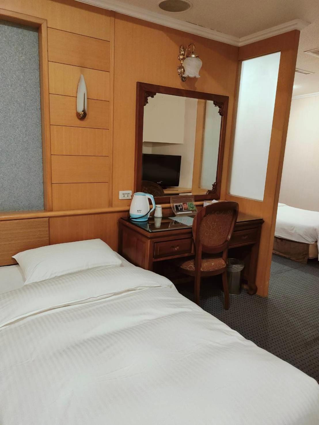 Champion Hotel Taipei Extérieur photo