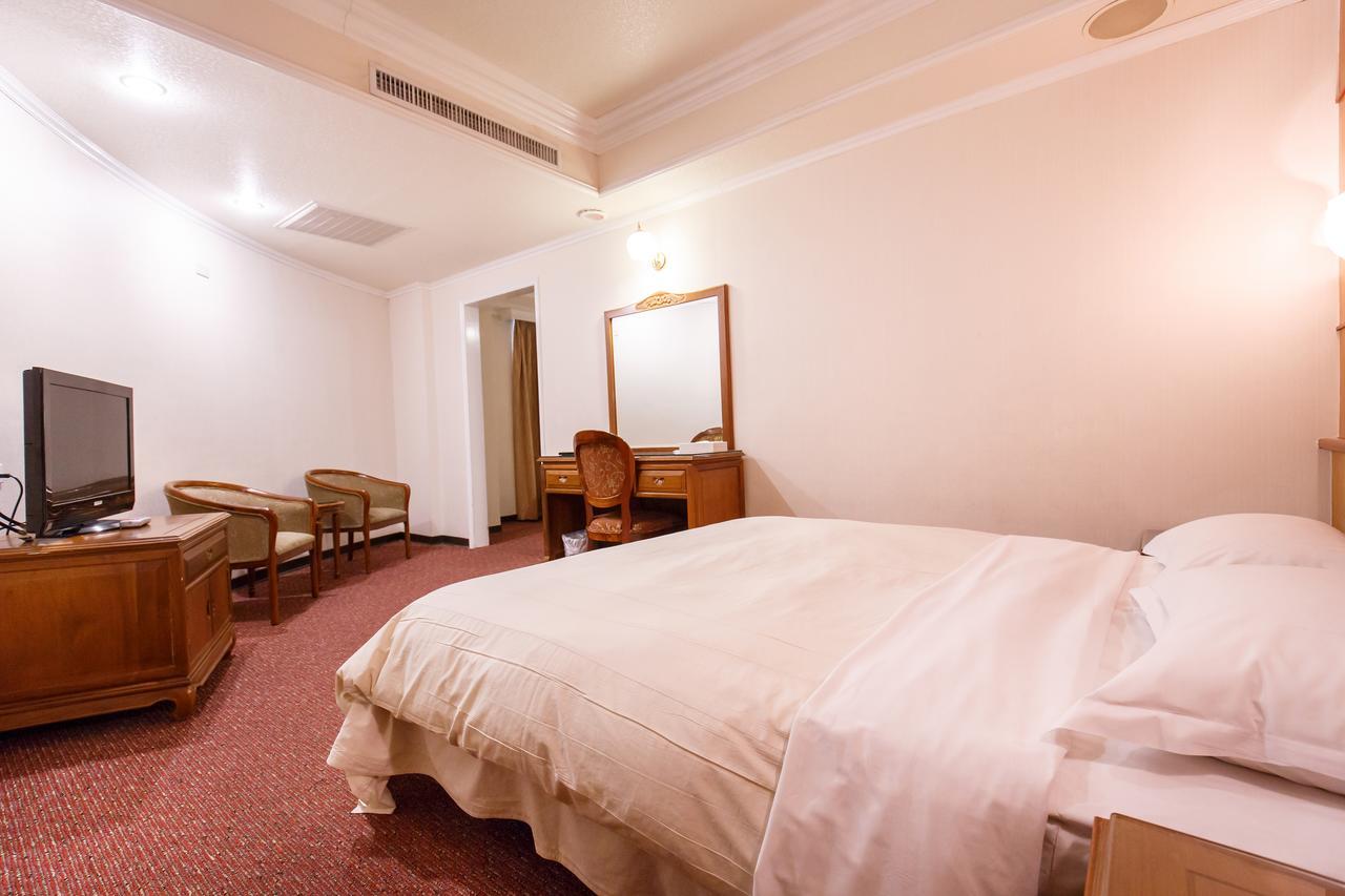 Champion Hotel Taipei Extérieur photo